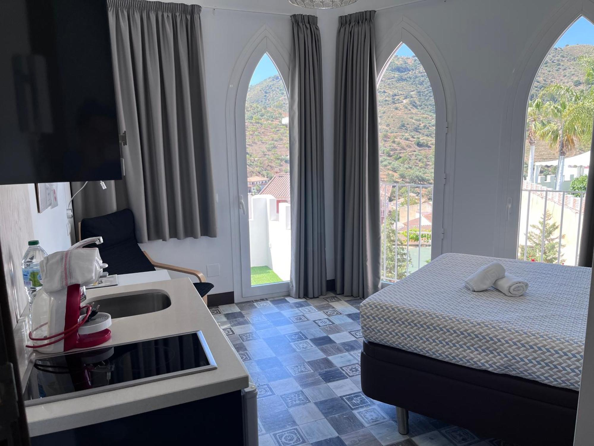 Balcones De Bentomiz Aparthotel Велес-Малага Екстериор снимка